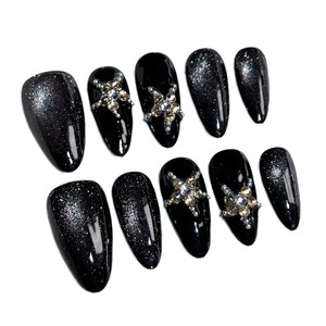 Uñas Postizas Francesas Cortas de Alta Calidad, Estilo Almendra, Y2K, Diseño de Gato Negro Perseguiendo la Luz y las Estrellas - Product Image 1