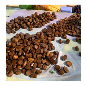 Jouet de roche en bois Tumi Ishi parfaitement équilibré pour que les enfants expérimentent la joie du jeu ouvert - Product Image 6