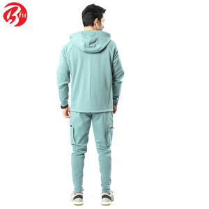 Nouveaux survêtements d'entraînement de jogging à la mode personnalisés ensemble de sweat-shirt et de jogging pour hommes 100% survêtements en coton du Pakistan - Product Image 4