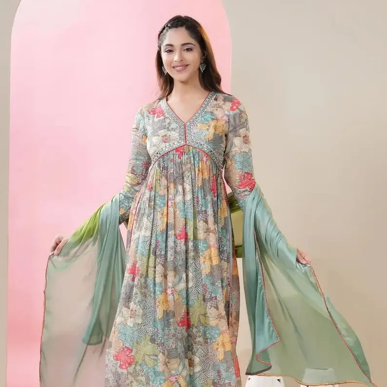 Độc quyền Ấn Độ dài Flair Muslin vải dài Aliya cắt kurti với quần & dupatta thiết kế thời trang của phụ nữ Aliya cắt phù hợp với