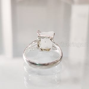 Joyería de piedra cruda, anillo de mujer, piedra lunar de arcoíris en bruto Natural, piedra preciosa, piedra natal de junio, Anillo gitano bohemio, anillo de Plata de Ley 925 - Product Image 5
