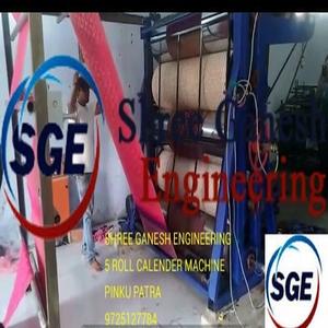 Shree Ganesh Engineering 66 "Largeur Corps Lourd Électrique Semi-Automatique 5 Rouleau Calendrier Machine Haute Tension Textile Finition - Product Image 2