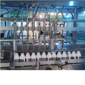 Ligne automatique de remplissage, de bouchage et d'étiquetage d'huile lubrifiante à 8 têtes, avec bouchage Sonyel Ropp et étiquetage des deux côtés - Product Image 4