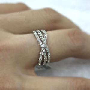 Anillo de Compromiso de Tres Hileras de Plata de Ley 925 con Moissanita de 1.3 mm, Estilo Cruzado, Media Eternidad, para Mujer, Regalo para Chicas - Product Image 1