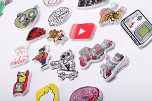 Feuilles d'autocollants en vinyle brillant PVC découpés à la forme, autocollants durables, résistants aux déchirures, résistants aux UV, pour voitures, camionnettes, camions et promotion de véhicules - Product Image 2