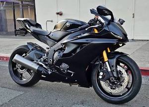 Motos deportivas YZF-R6 2024 usadas de 600-1000cc, motocicleta de carreras de alto rendimiento con parabrisas y frenos de disco dobles en venta - Product Image 3