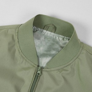 Chaqueta cortavientos ligera con estilo a la moda para hombre, informal para primavera y otoño con cierre de cremallera, decoración estampada de lona fina - Product Image 3