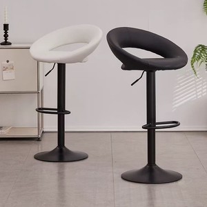 Tabouret de bar pivotant moderne réglable avec siège en cuir confortable et base en métal durable pour cuisine, café, bar, hôtel - Product Image 5