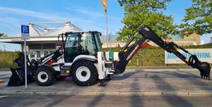 Hidromek รถตักดินรุ่น2024เครื่องยนต์ดีเซลและปั๊มไฮดรอลิกรถตักมีการรับประกัน1ปีประสิทธิภาพสูง - Product Image 4