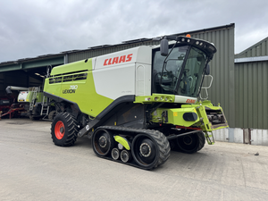 Moissonneuse-batteuse CLAAS Lexion pour la récolte du blé et du maïs avec moteur, matériel agricole d'occasion - Product Image 3