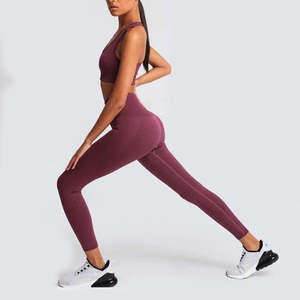 Design tendance Vêtements de sport Ensemble de yoga deux pièces pour femmes Vêtements de sport Offre Spéciale avec logo personnalisé Ensemble de yoga et fitness à vendre - Product Image 6