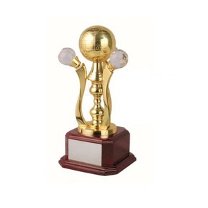 Un fournisseur indien offre un approvisionnement en gros Trophées sportifs en aluminium respectueux de l'environnement Médailles Plaques Casting Technique GRACE - Product Image 1