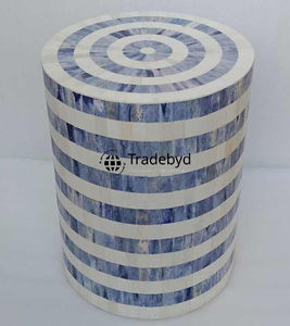 Taburete de consola con incrustaciones de hueso atemporal hecho a mano en la India Pieza de decoración artesanal exclusivamente por Tradebyd - Product Image 5