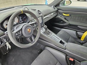 Porsche 718 Cayman GT4 RS 2 portes Coupé, modèle 2024, en bon état - Product Image 2