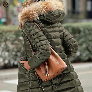 Nouvelle arrivée, veste parka matelassée à capuche pour femme, unie, séchage rapide, respirante, tricotée, personnalisable, vente en gros, saison hivernale, haute qualité - Product Image 2