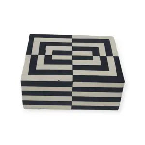 Scatola quadrata con coperchio a prezzo di fabbrica in resina intarsio bianco e nero e MDF per la decorazione della casa e scatola regalo per le feste dall'India