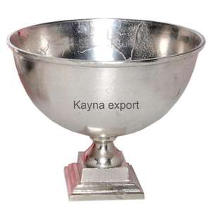 Ensemble de bar avec logo gravé personnalisé, artisanat en fonte de métal, aluminium nickelé, seau à champagne, refroidisseur à vin et à bière - Product Image 3