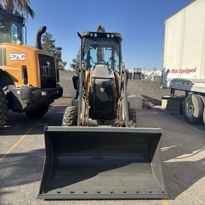 Chargeuse-pelleteuse sur pneus Case 580 économique, équipement de construction - Product Image 1