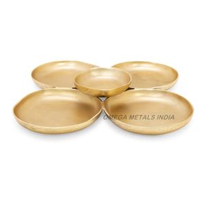 Bol de centre de table élégant en métal doré avec base de style tronc d'arbre, bol de service décoratif pour table à manger et décoration intérieure - Product Image 5