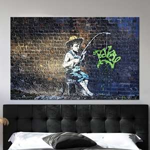 Lienzo Impreso: Cuadro de Banksy 'Chico Pescador', Decoración Urbana con Graffiti, Lienzo Enrollado - Product Image 1