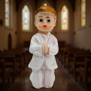 Figura de Niño de Comunión 3x7.5cm, Elegante Decoración Religiosa para Niños - Product Image 2
