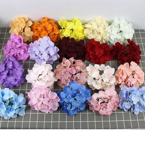 Tête de fleur d'hortensia artificielle adaptée au bricolage Guide mural de fleur de mariage Décoration Simulation de fleur en soie - Product Image 1