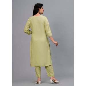 Ensemble Kurta en Chiffon Brodé Uni Olive pour Femme avec Pantalon et Dupatta - Product Image 3