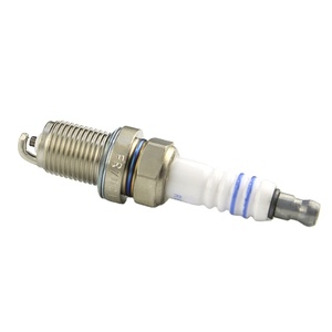 Bougies d'allumage en alliage de nickel FR7DC +8 à noyau en cuivre 0242235666 Pièces de moteur de <span class=keywords><strong>voiture</strong></span> pour Chrysler Dodge Nissan - Product Image 3
