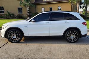Mercedes-AMG GLC 43 2018 Usado Premium, Motor V6 Twin-Turbo de 362 hp - Product Image 3
