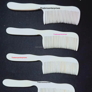 Peine de hueso hecho a mano del mejor estilo recién llegado para el hogar, spa y salón, peine de pelo de cuerno y hueso muy demandado - Product Image 1