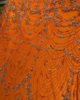 Tissu de broderie à la main de luxe avec des perles lourdes, des paillettes et des strass, tissu en maille de haute qualité personnalisé pour robe de mariée et robe