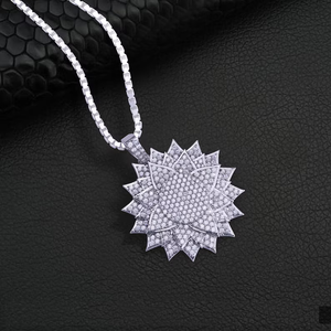 Pendentif fleur glacé ton argent en forme de pétale en couches bijoux Hip Hop pour hommes et femmes - Product Image 2