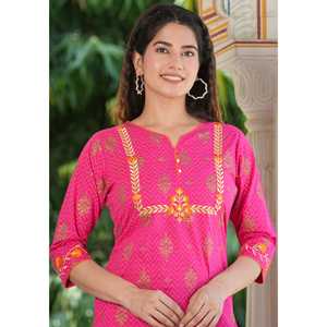 เดรสลำลองผ้าคอตตอนคามบริกปักลาย zari สีชมพูทรงตรง - Product Image 3