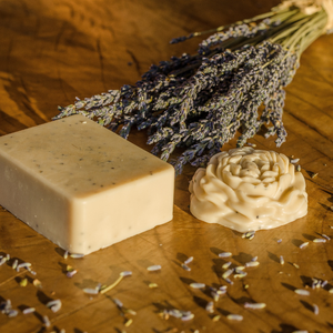 SAVON AUX HERBES PURES ET NATURELLES DE HAUTE QUALITÉ-NETTOIE ET HYDRATE EN DOUCEUR - Product Image 3