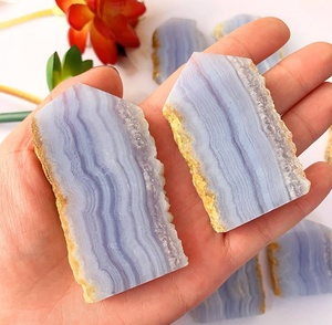 Tranches d'agate bleue claire naturelle polies, formes libres, pour décoration artistique, collectionnisme et Feng Shui - Product Image 2