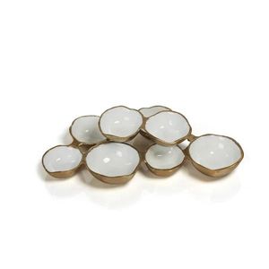 Ensemble de plats à condiments en émail coloré de haute qualité, écologique et moderne, plateau à collations décoratif en métal à compartiments multiples pour les fêtes - Product Image 4