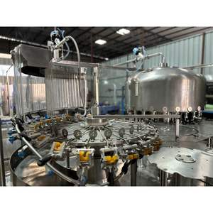 Máquina de llenado automática eléctrica de alta velocidad de 220V 120 BPM Capacidad de 2000BPH para bebidas Jugos Líquidos en botellas de latas de 500ml - Product Image 5