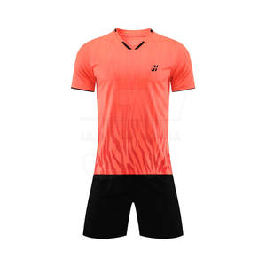 Uniformes de Fútbol Personalizables de Alta Calidad al por Mayor, 100% Poliéster, Logotipo Personalizado, Ropa de Equipo, Conjuntos de Camisetas a Precio Económico - Product Image 1