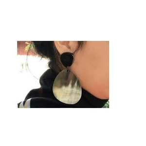 Boucles d'oreilles à la mode en corne de buffle noire naturelle d'Inde polies à la main et bijoux pour filles et femmes par artisanat de luxe - Product Image 3