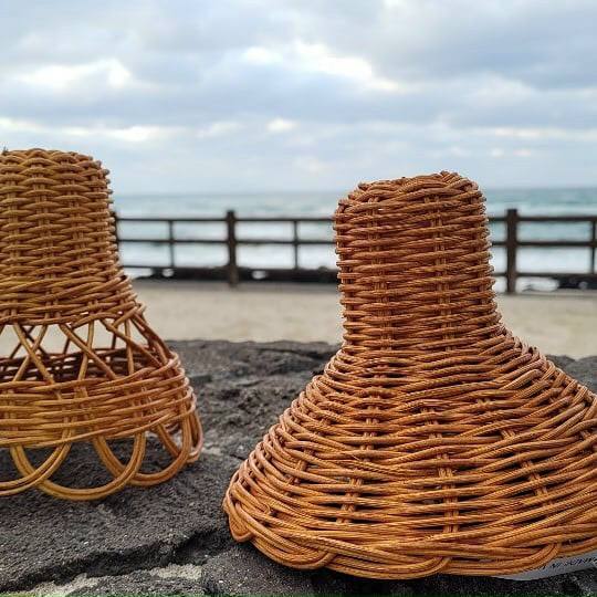 สีน้ำตาล