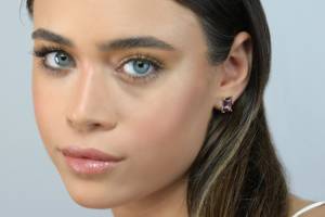 Alta calidad sólida plata esterlina 925 chapado en oro Natural púrpura amatista cojín corte piedra preciosa minimalista Stud pendientes joyería - Product Image 2