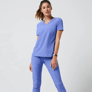 Combinaison de travail pour femmes, coupe confortable, confectionnée avec un tissu extensible respirant offrant une liberté de mouvement, une sensation douce et une durabilité fiable. - Product Image 2