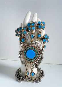 ชุดเครื่องประดับงานแต่งงานแบบดั้งเดิมของอัฟกานิสถาน งานฝีมือคุณภาพดี ราคาโรงงาน รับสั่งทำสำหรับงานหมั้น งานครบรอบ งานเลี้ยง สไตล์วินเทจ - Product Image 2