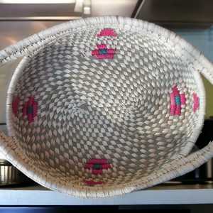 Panier de rangement multifonctionnel fait à la main en herbe de sabaï naturelle écologique Panier de rangement élégant pour la cuisine en osier tissé à la main - Product Image 2