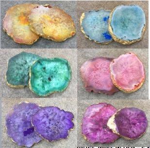 สีเขียวอ่อน