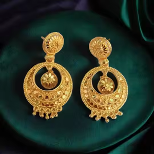 Boucles d'oreilles serties de boucles d'oreilles de style Jhumka plaqué or 22CT de conception traditionnelle bijoux pour femmes par les exportateurs indiens - Product Image 1