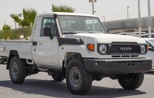 Toyota Land Cruiser Pick Up TOYOTA LC79 PICKUP S/C 2.8L Diésel A/T, Bloqueo de Diferencial, MY25 - Product Image 3