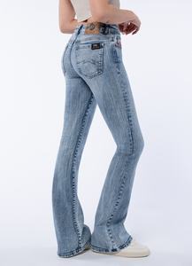 Vaqueros acampanados vintage de alta calidad para mujer, pantalones holgados de mezclilla apilados personalizados con logotipo en la cintura - Product Image 3