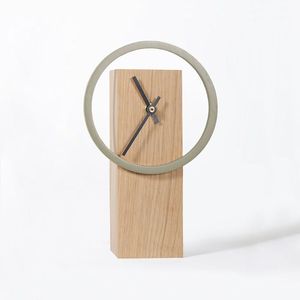 Horloge murale moderne en laiton et bois, design industriel, pour la maison, le bureau et la décoration contemporaine - Product Image 3