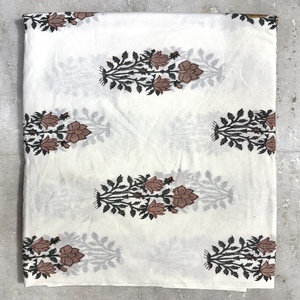 ราคาขายส่ง ผ้าเนื้อนุ่มเรียบแบบเจียปุรี ผ้าฝ้ายแท้ 100% ผ้าวอยล์ สำหรับตัดเย็บเสื้อผ้าเด็กผู้หญิง - Product Image 5